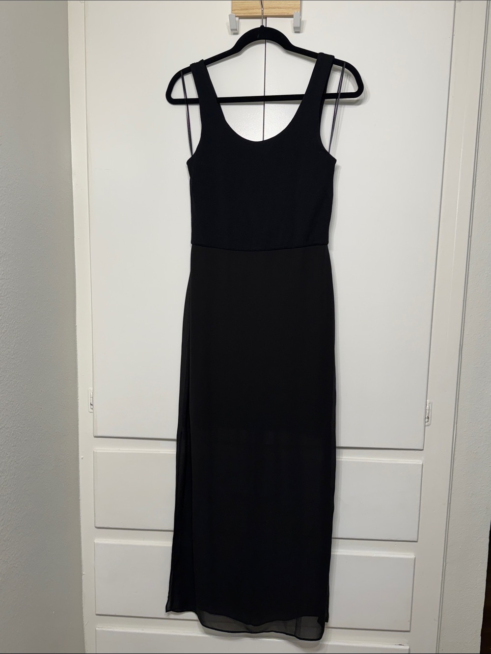 Vince Camuto Black Sleeveless Maxi Dress